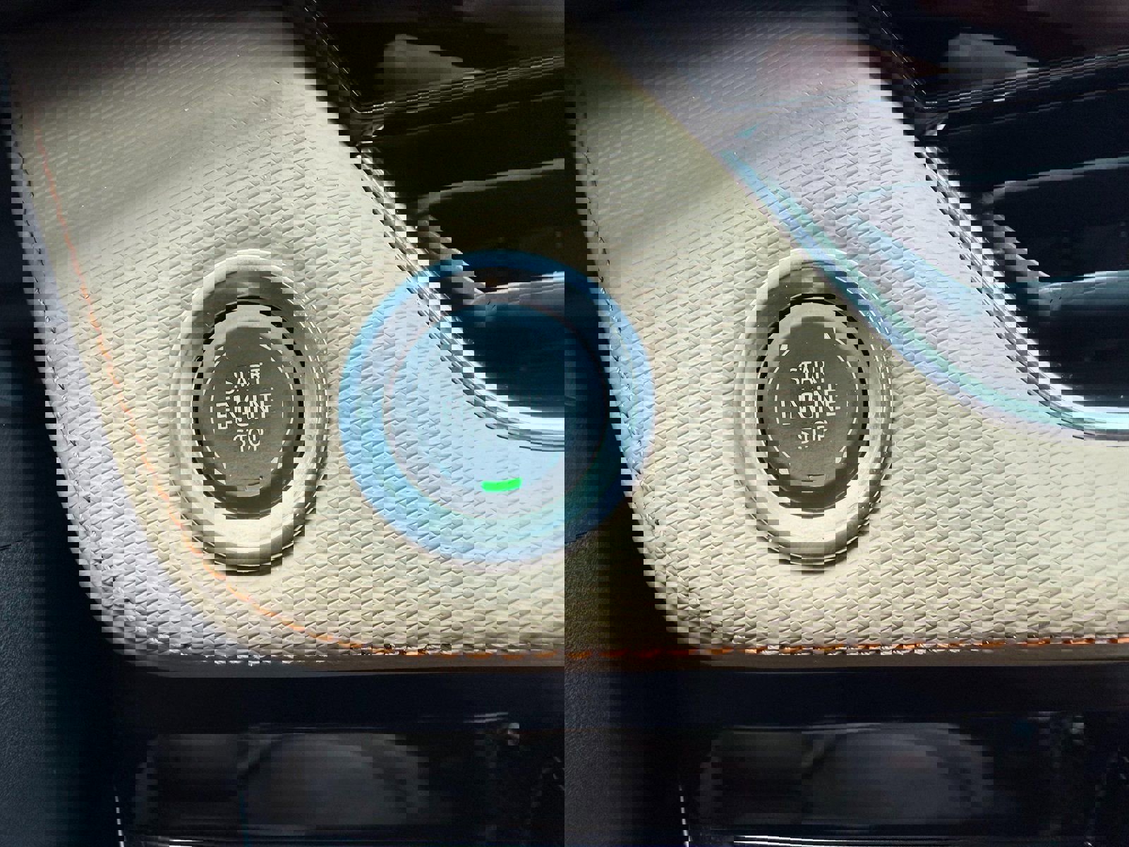 New 2025 Chevrolet Equinox ACTIV w/ Safety and Technology Package image 98