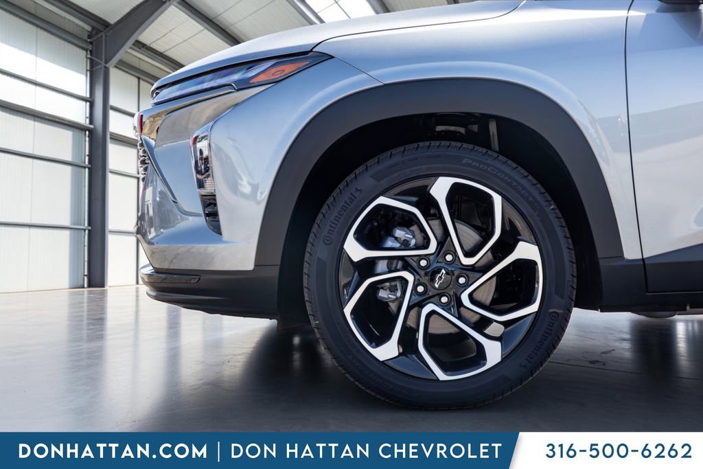 New 2026 Chevrolet Trax RS FWD image 28