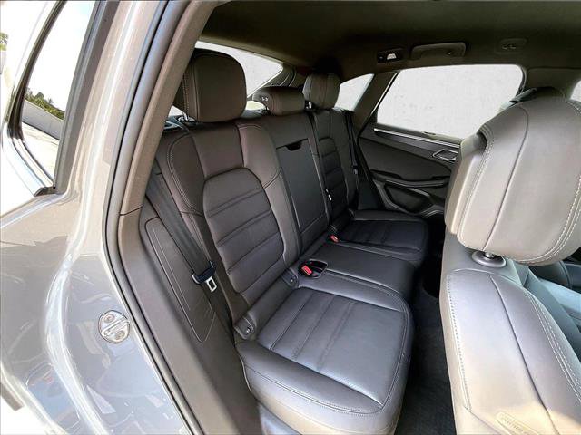 Used 2022 Porsche Macan GTS AWD/4WD image 29