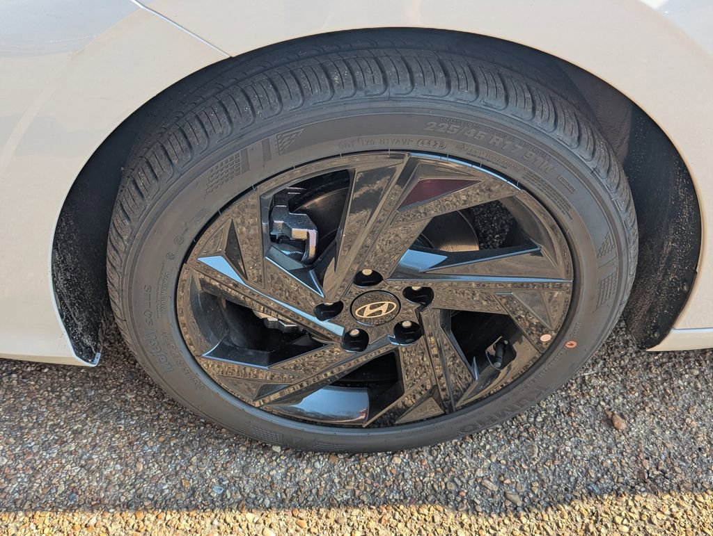 New 2026 Hyundai Elantra Sport FWD image 24