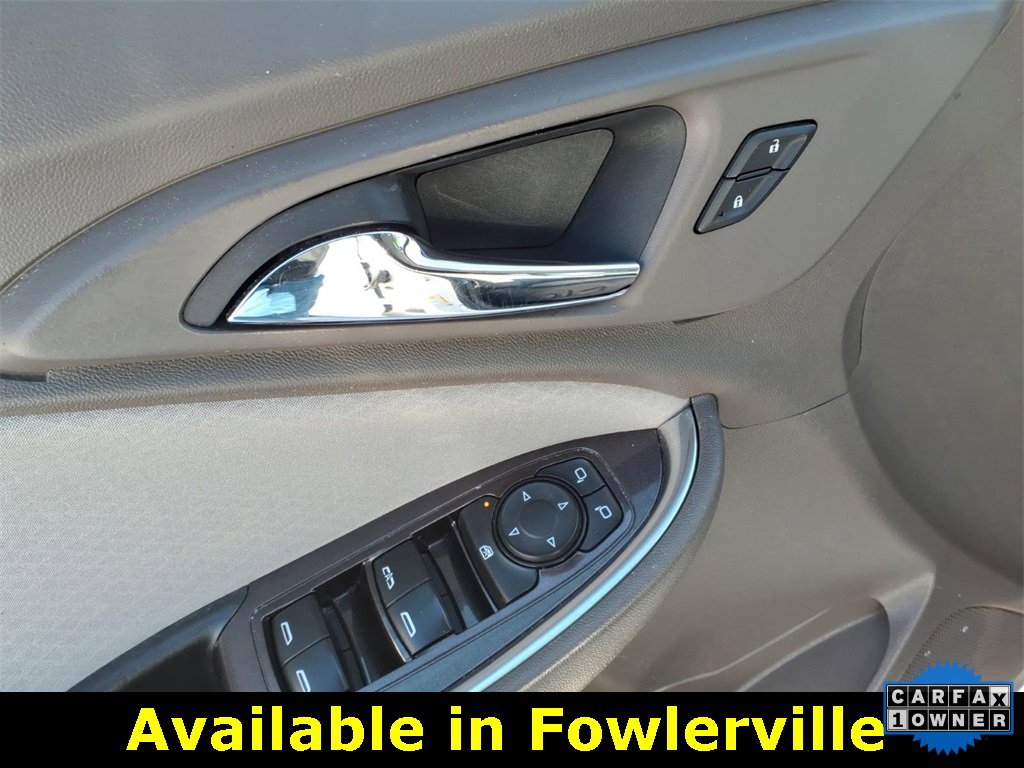 Used 2018 Chevrolet Malibu LT image 12