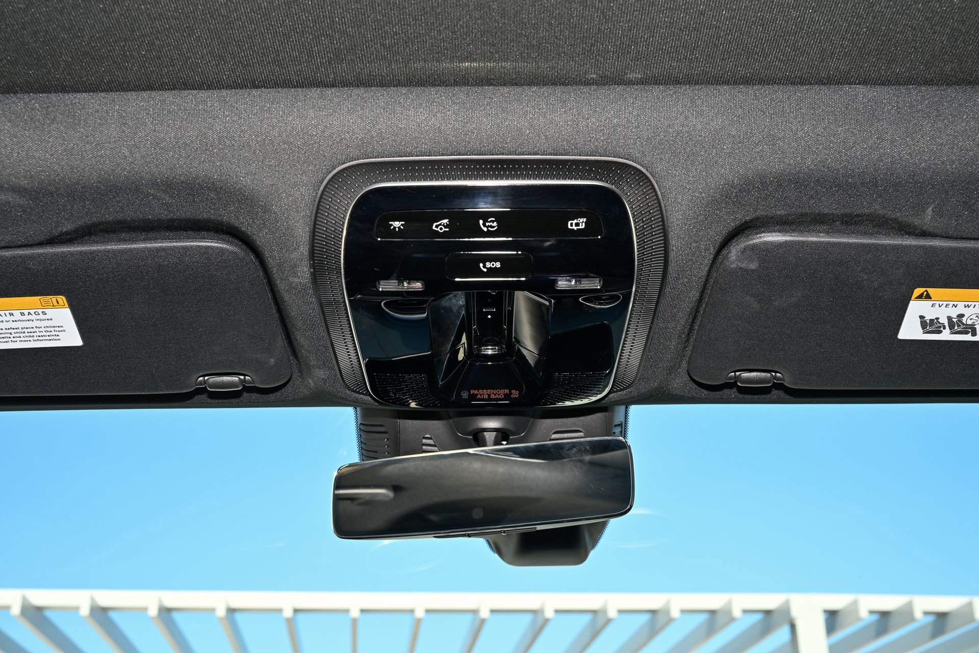 Used 2024 Mercedes-Benz GLC 300 image 23