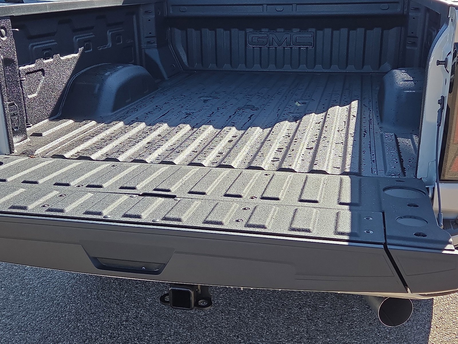 New 2026 GMC Sierra 2500 AT4 w/ AT4 Premium Plus Package image 7