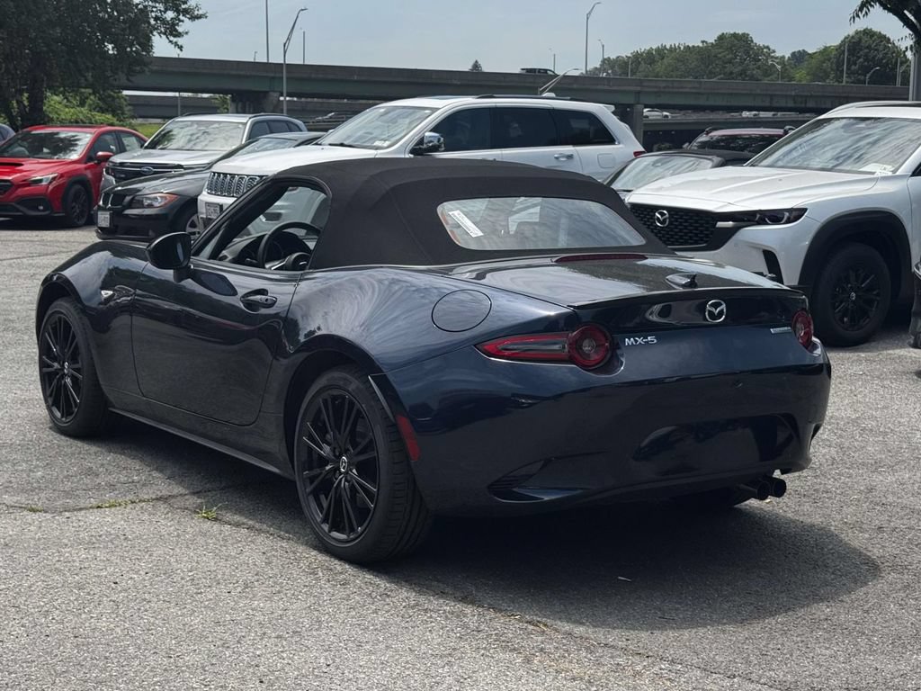 New 2026 MAZDA MX-5 Miata Club w/ Weather Package RWD image 5