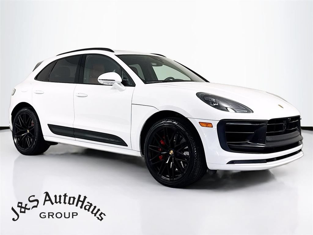Used 2025 Porsche Macan GTS AWD/4WD image 1