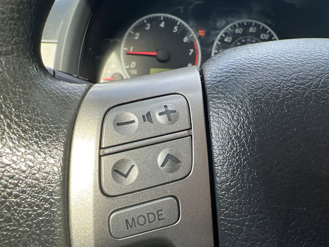 Used 2012 Toyota Corolla LE image 19