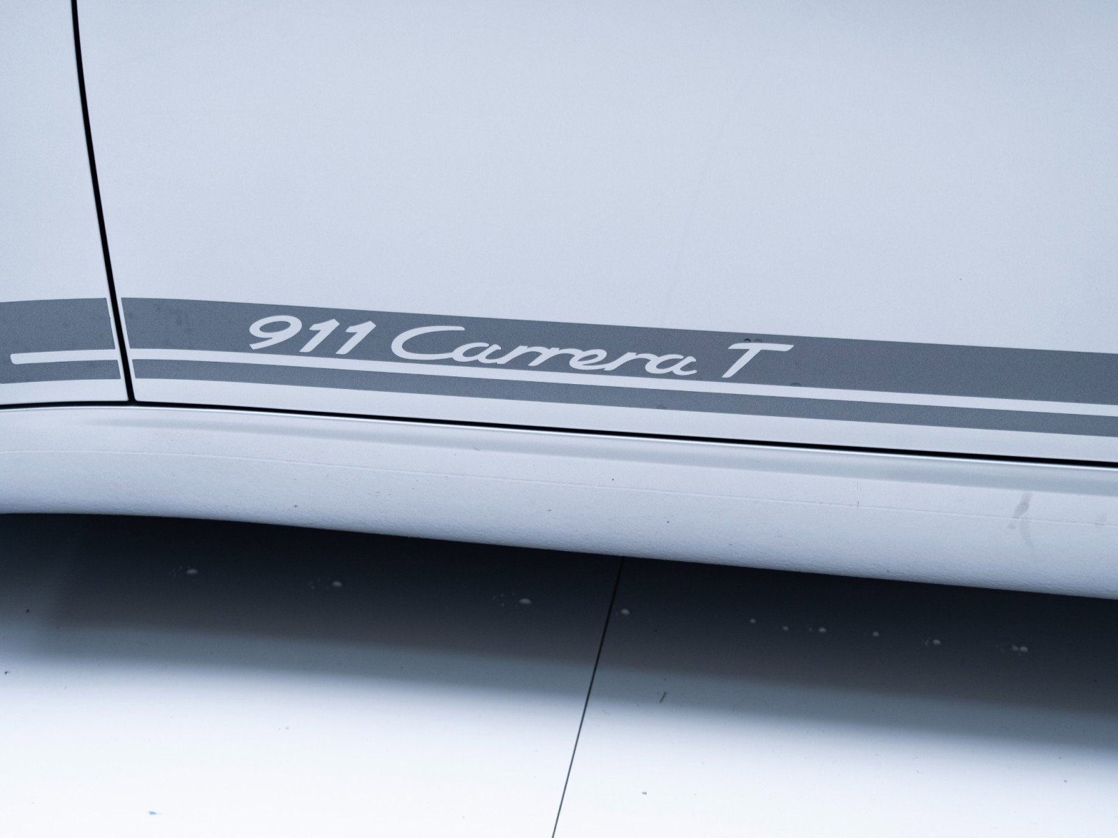 Certified 2018 Porsche 911 Carrera T image 13