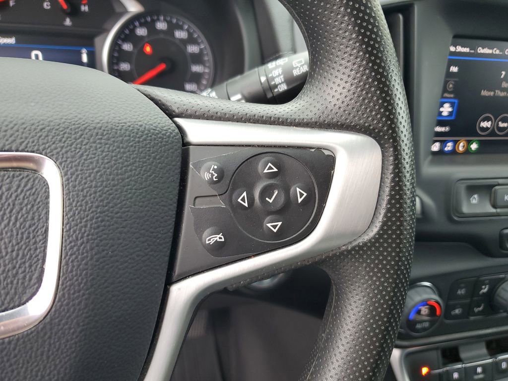 Used 2022 GMC Terrain SLE w/ Driver Convenience Package image 19