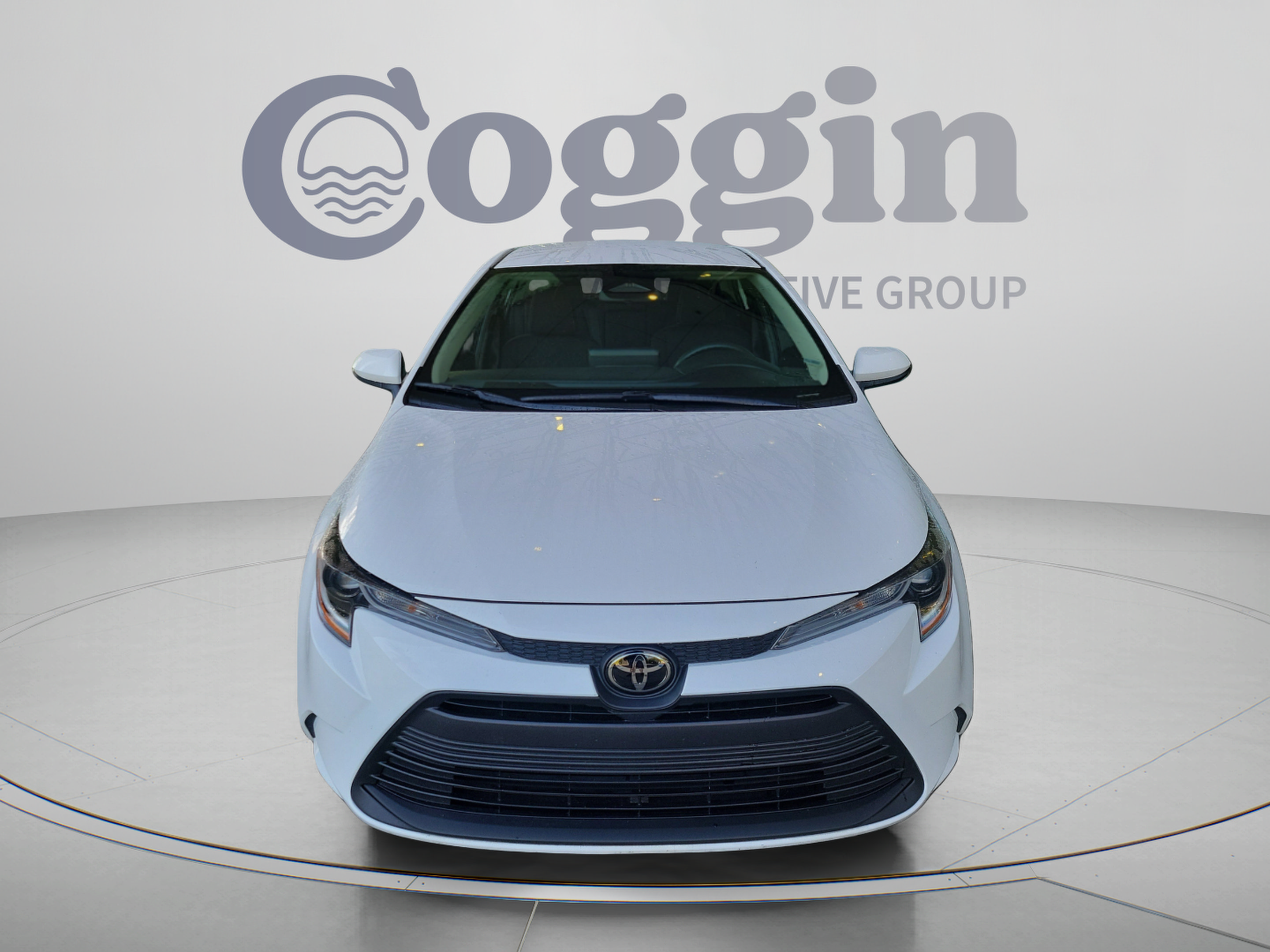 Used 2025 Toyota Corolla LE FWD image 7