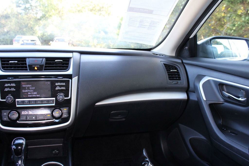 Used 2018 Nissan Altima 2.5 SV image 38