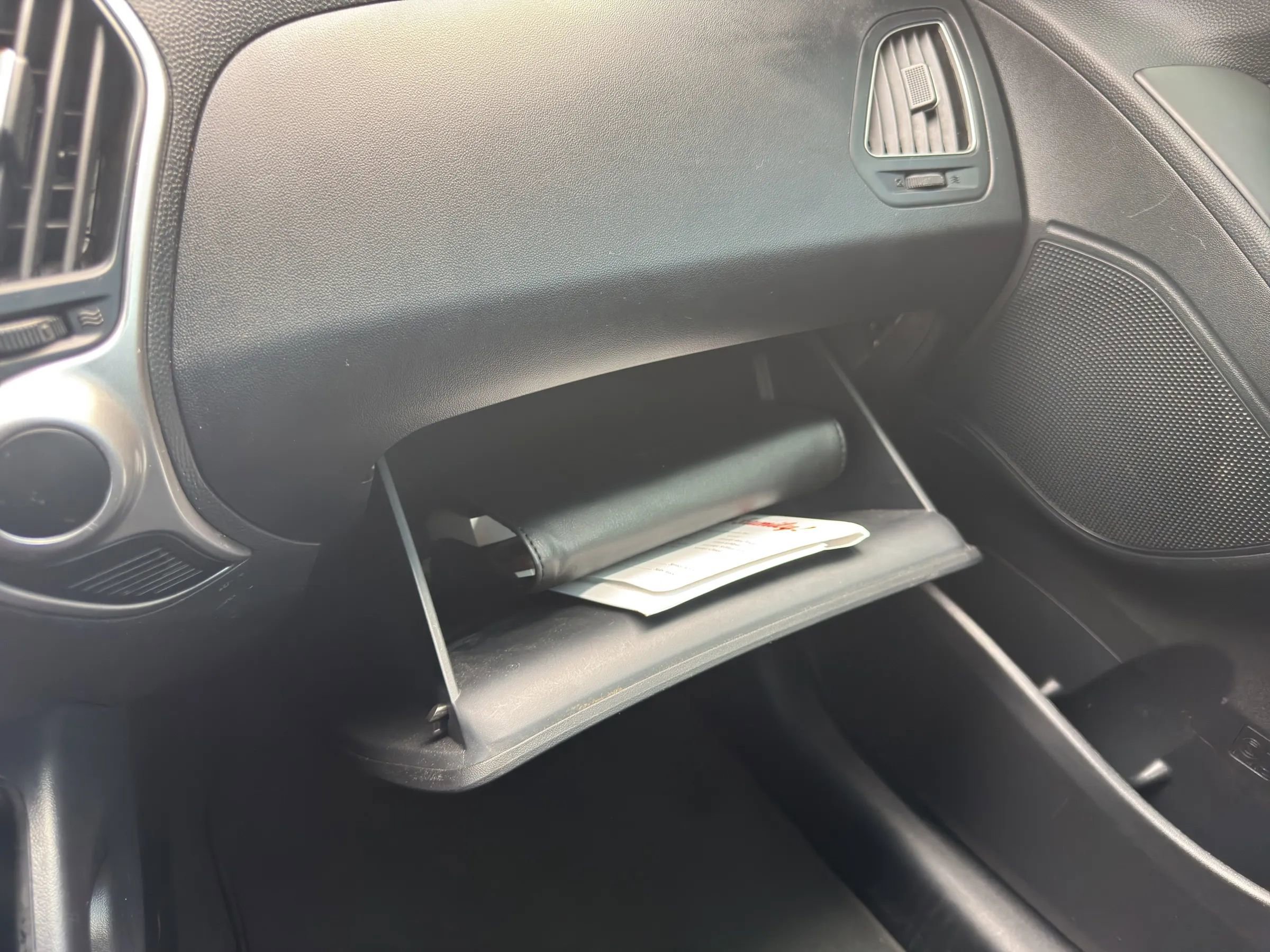 Used 2012 Hyundai Tucson GLS image 31