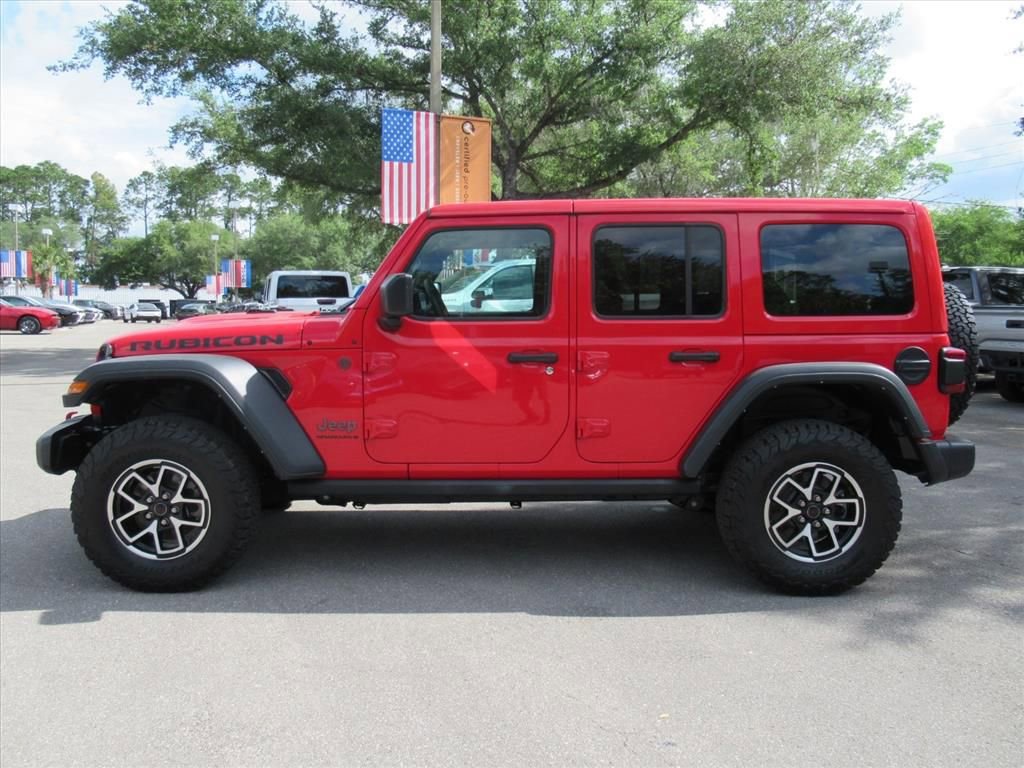 Certified 2025 Jeep Wrangler Unlimited Rubicon w/ Convenience Group AWD/4WD image 4