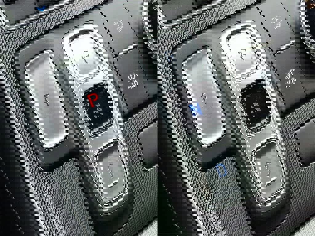 Used 2023 Hyundai Santa Fe SEL Premium image 12