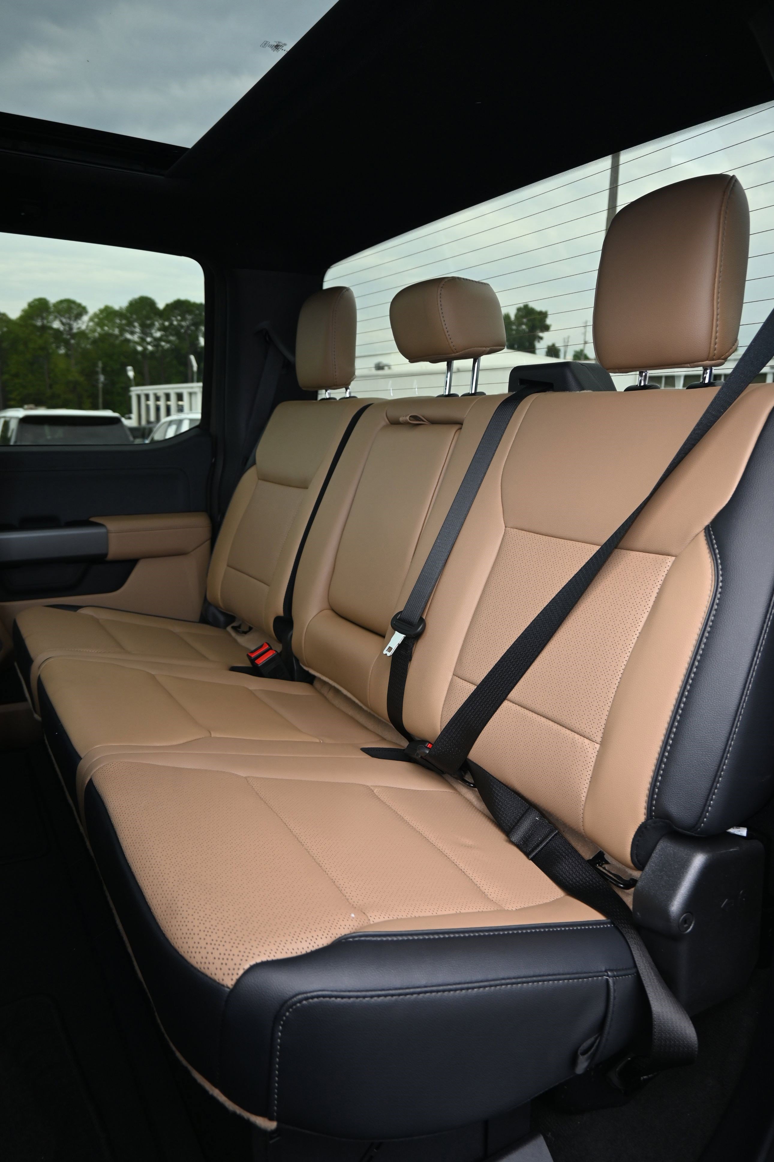 Used 2026 Ford F450 Lariat image 37