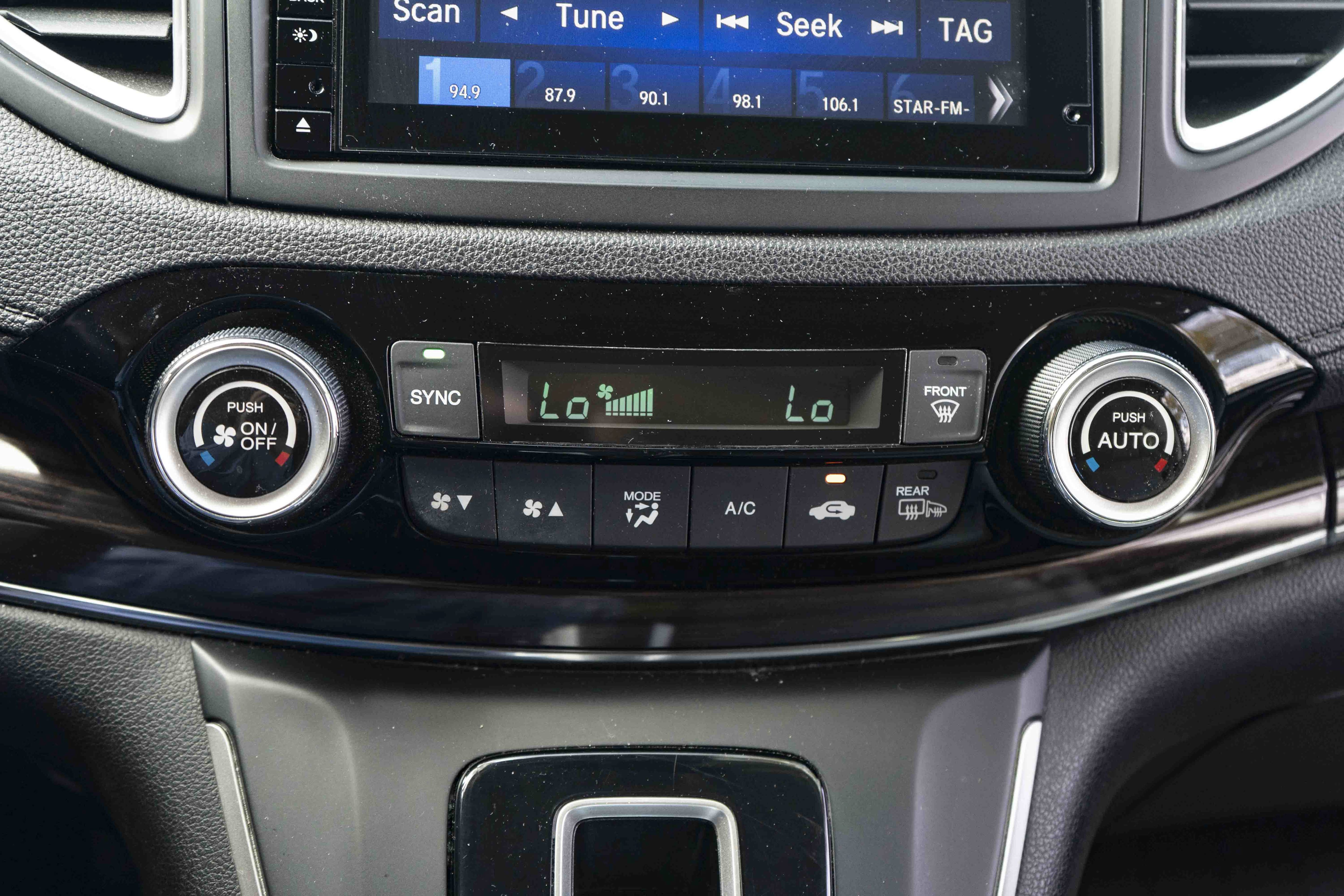 Used 2015 Honda CR-V Touring image 32