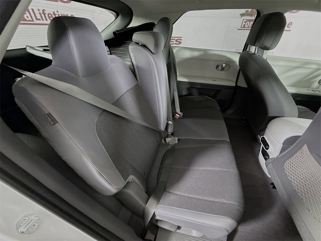 Certified 2024 Hyundai Ioniq 5 SE image 28