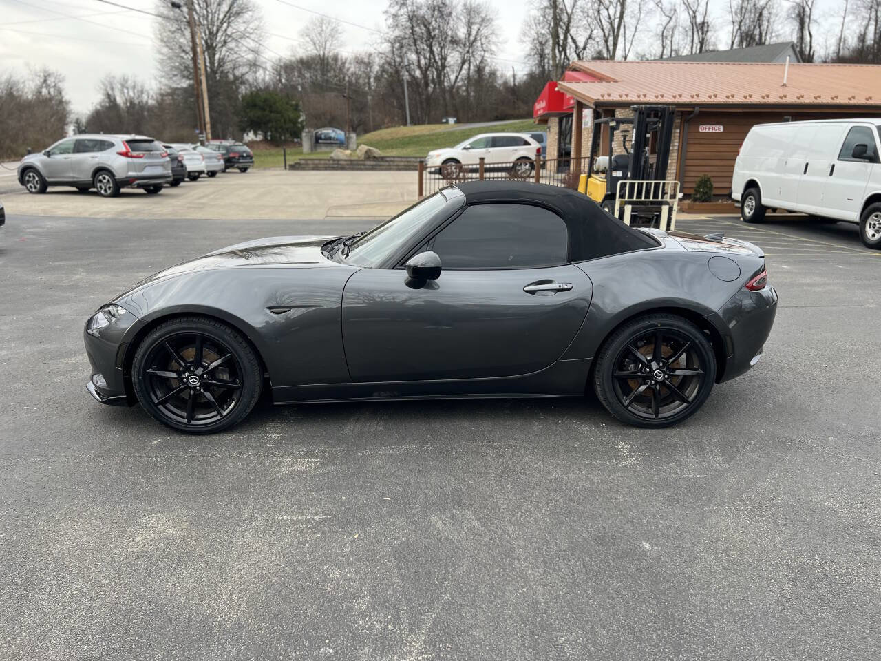 Used 2020 MAZDA MX-5 Miata Club image 8