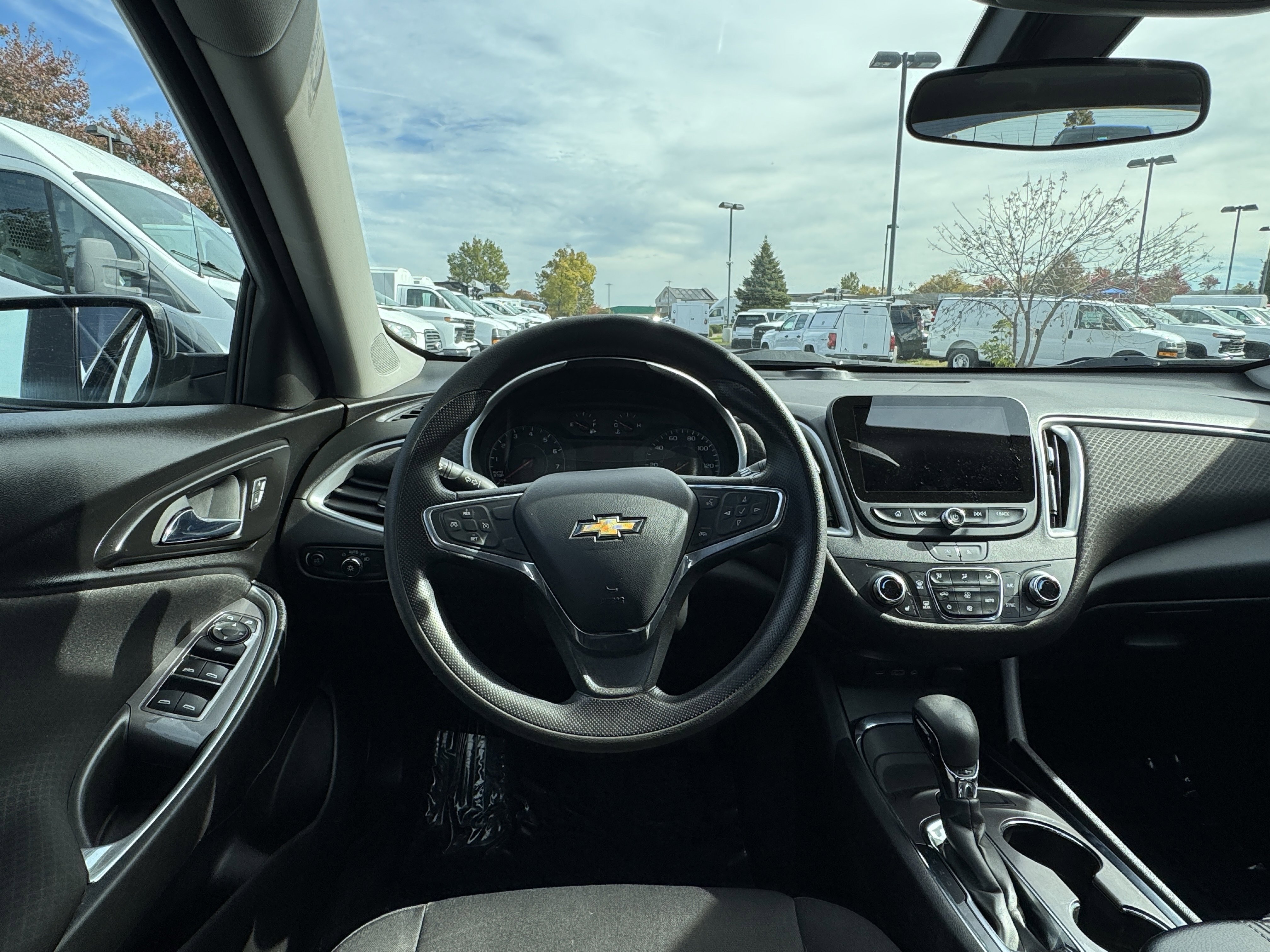 Used 2022 Chevrolet Malibu LT image 25