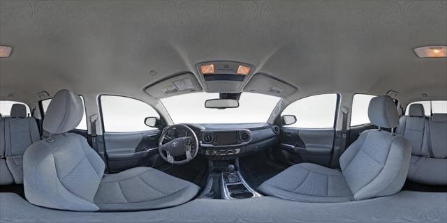 Certified 2020 Toyota Tacoma SR5 AWD/4WD image 9