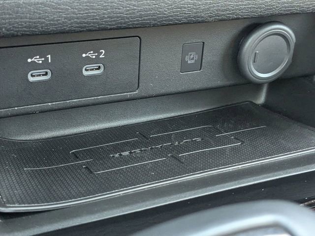 Used 2025 Mitsubishi Outlander SEL image 22