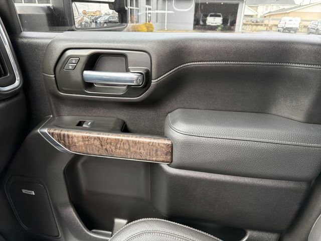 Used 2022 GMC Sierra 3500 Denali w/ Technology Package AWD/4WD image 23