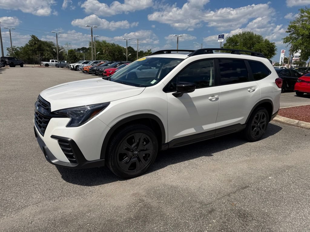 Used 2025 Subaru Ascent Onyx Edition AWD/4WD image 8