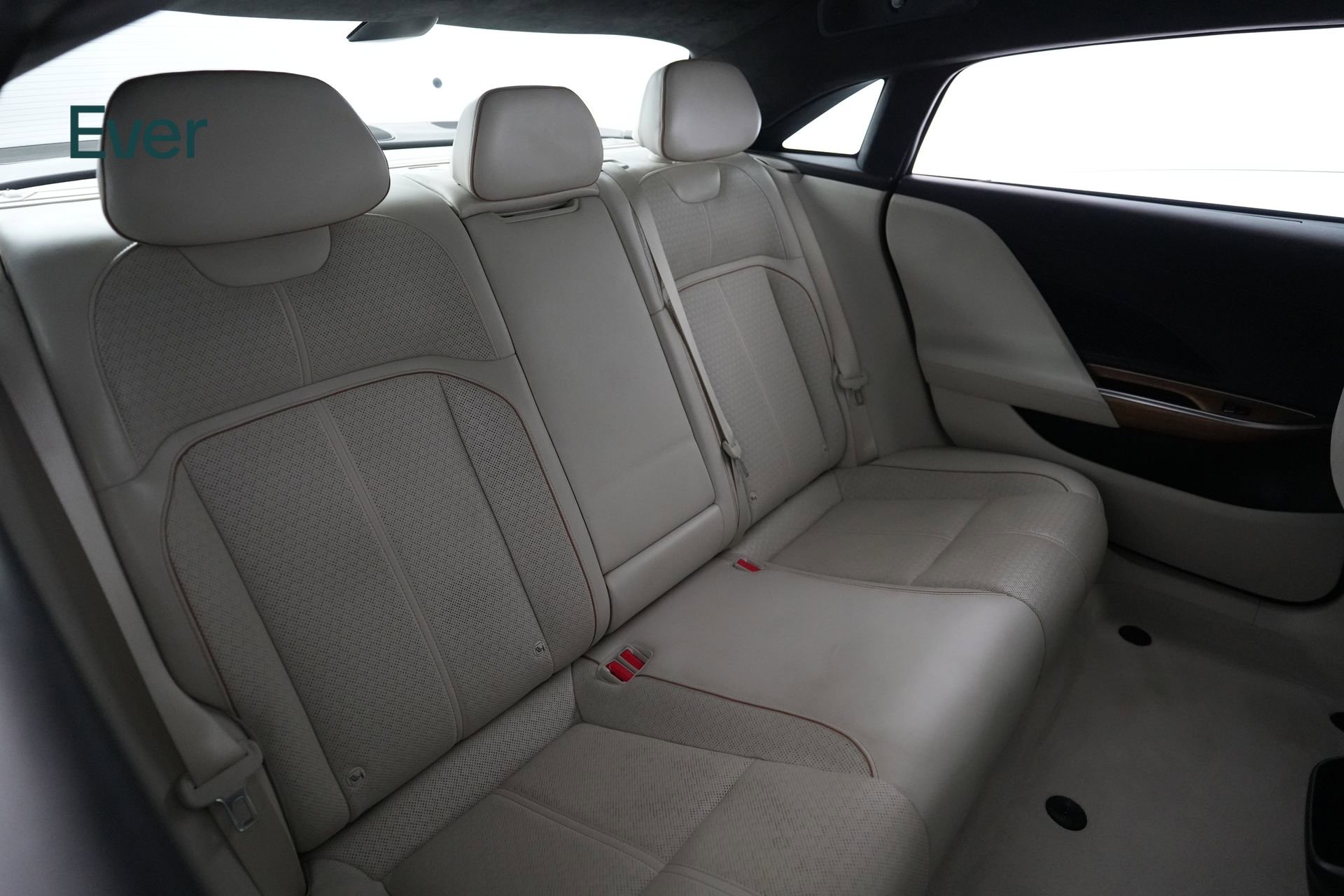 Used 2023 Lucid Air Grand Touring image 5