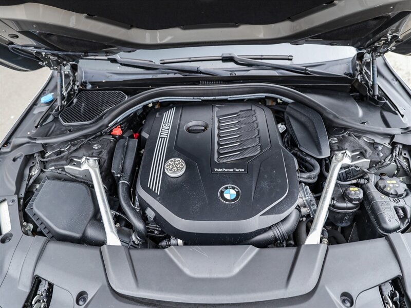 Used 2021 BMW 740i w/ M Sport Package RWD image 35