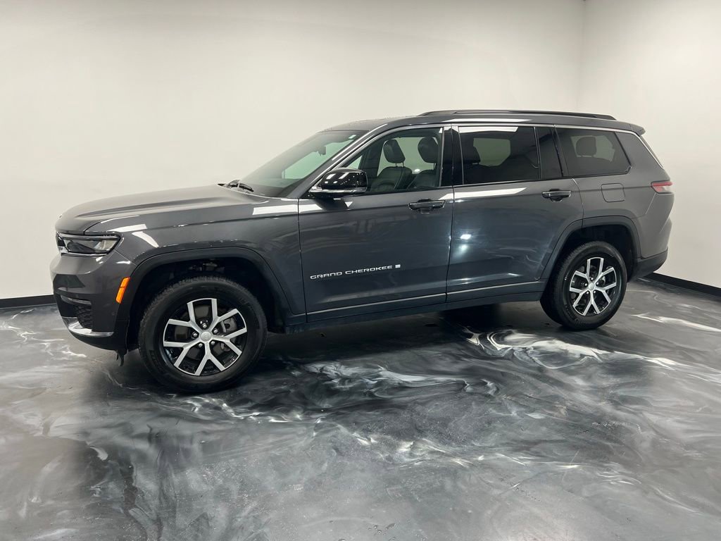 Used 2024 Jeep Grand Cherokee L Limited w/ Luxury Tech Group II AWD/4WD image 21