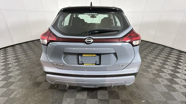 Used 2023 Nissan Kicks SV FWD video 3