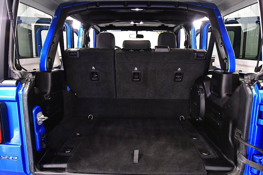 Used 2023 Jeep Wrangler Unlimited AWD/4WD image 29