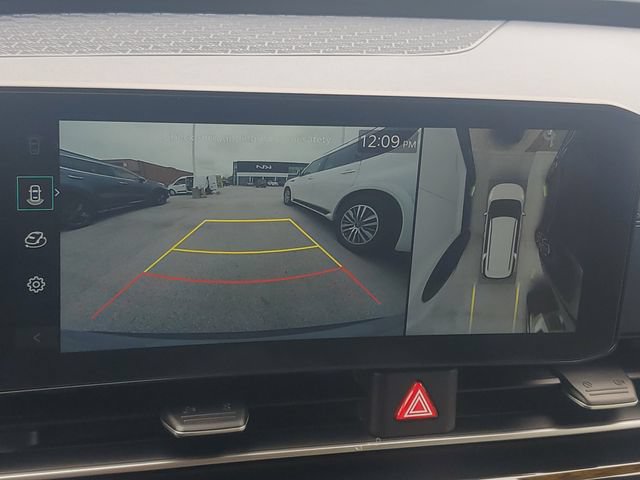 Certified 2025 Kia Carnival SX Prestige FWD image 33