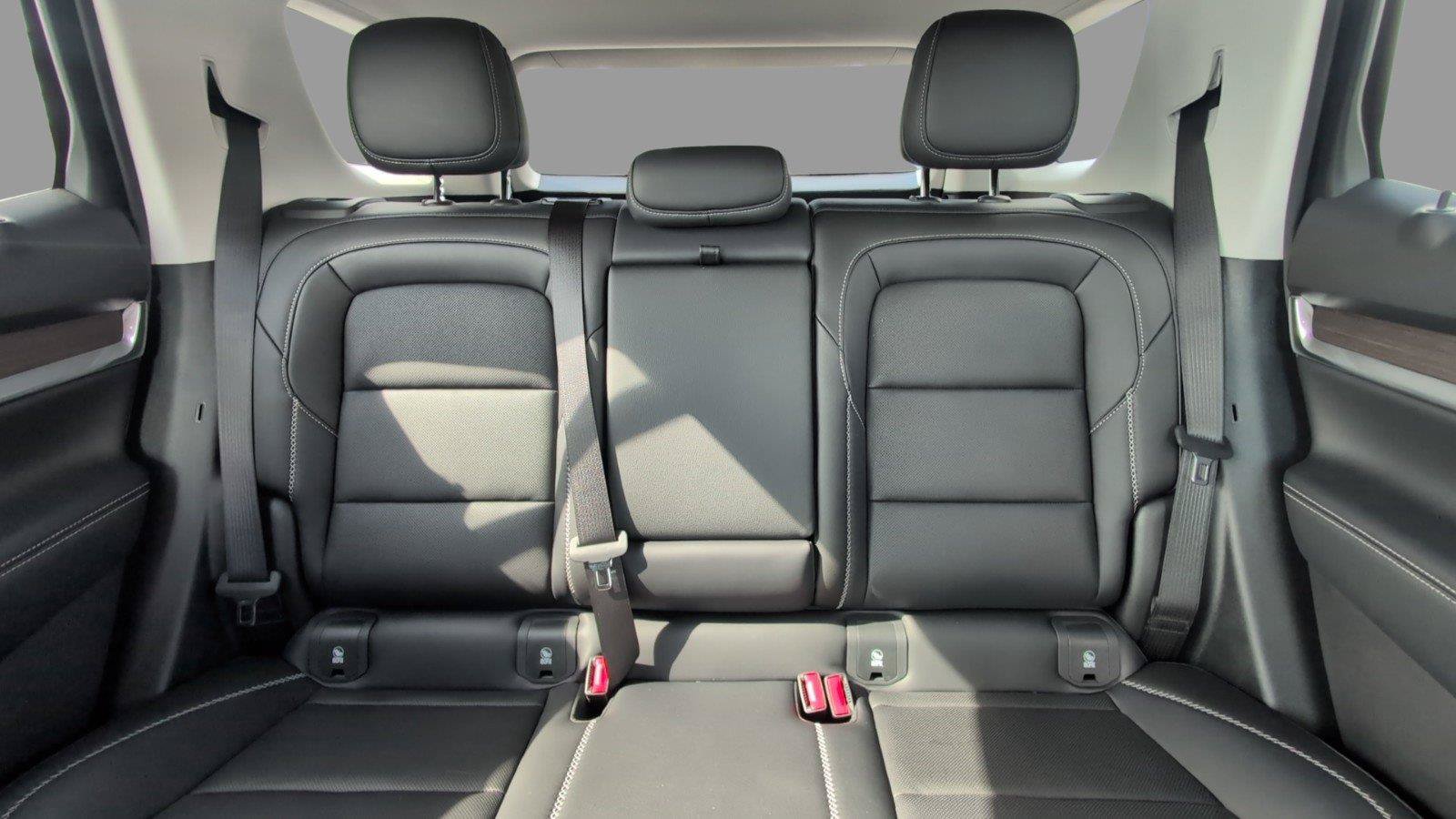 New 2026 GMC Terrain Denali w/ LPO, Floor Liner Package AWD/4WD image 30