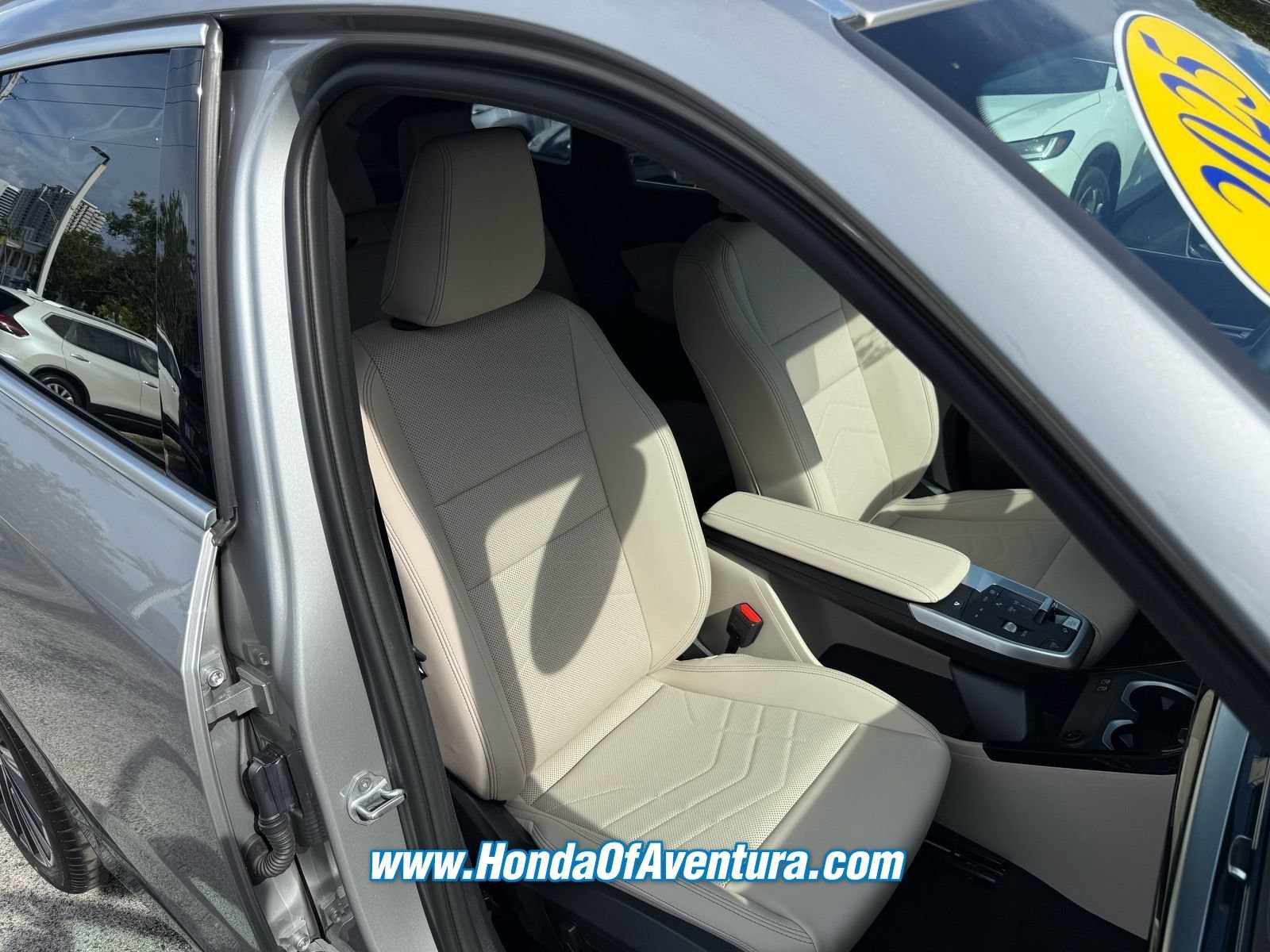 Used 2025 BMW X1 xDrive28i w/ Convenience Package AWD/4WD image 9