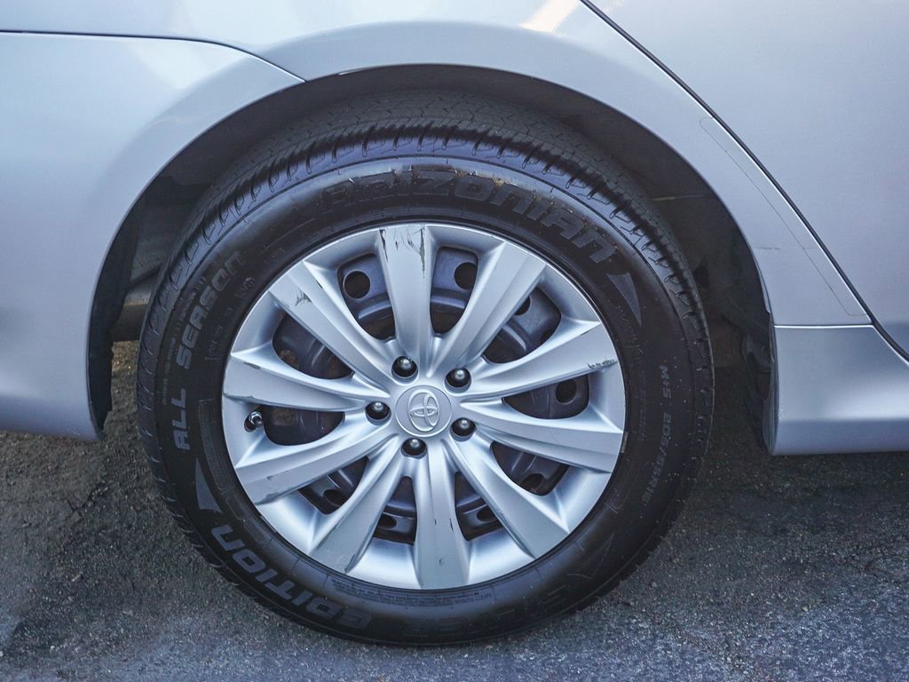 Used 2012 Toyota Corolla LE FWD image 9