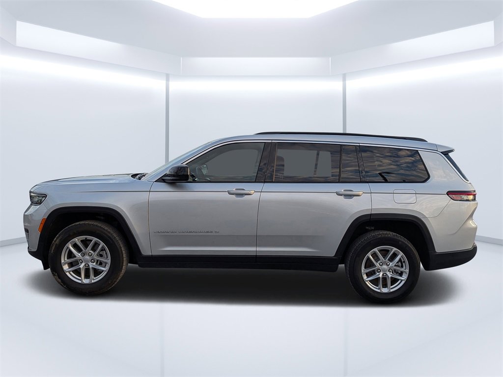 Used 2024 Jeep Grand Cherokee L Laredo w/ Luxury Tech Group I image 6