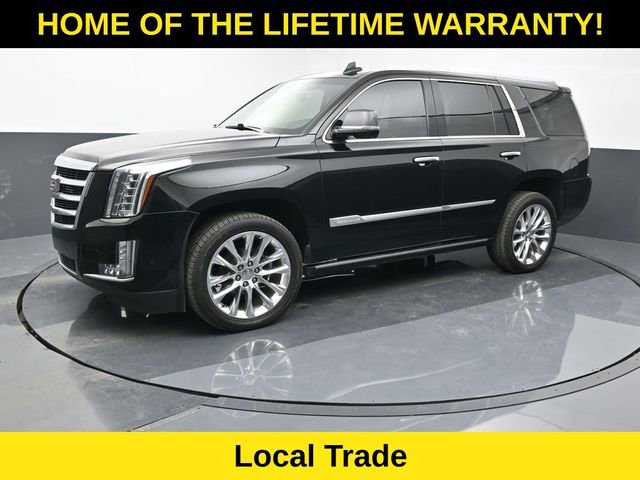 Used 2020 Cadillac Escalade Premium Luxury image 2