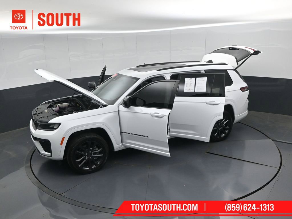 Used 2026 Jeep Grand Cherokee L Limited AWD/4WD image 59