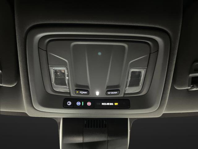Used 2024 GMC Sierra 1500 Elevation image 27