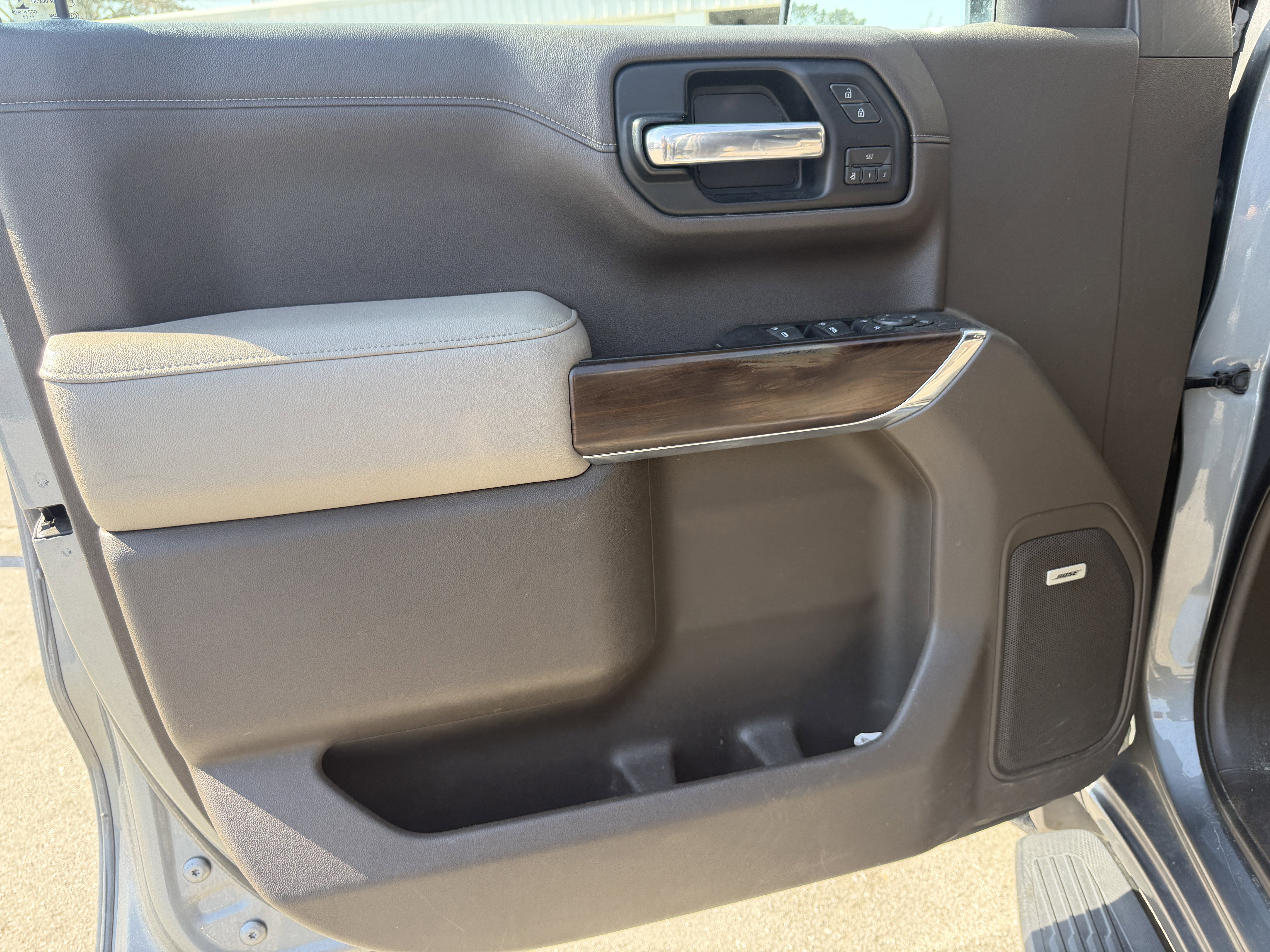 Used 2019 GMC Sierra 1500 SLT w/ SLT Premium Plus Package image 6