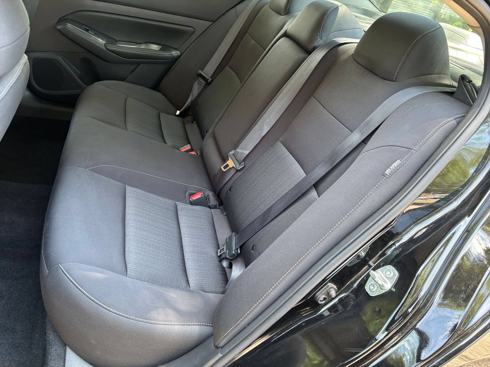 Used 2025 Nissan Altima 2.5 SV FWD image 39