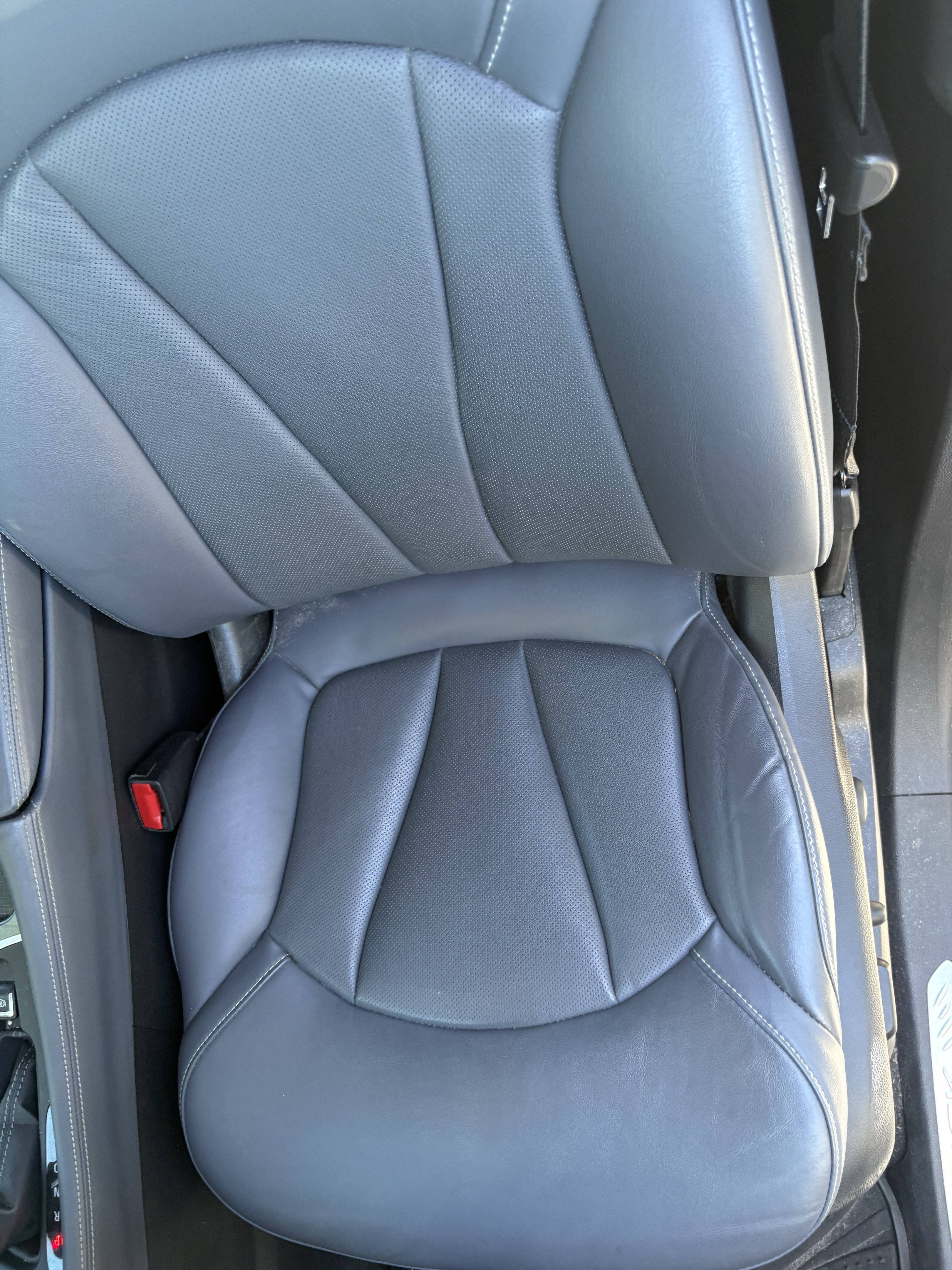 Used 2019 Buick Envision Essence FWD image 10