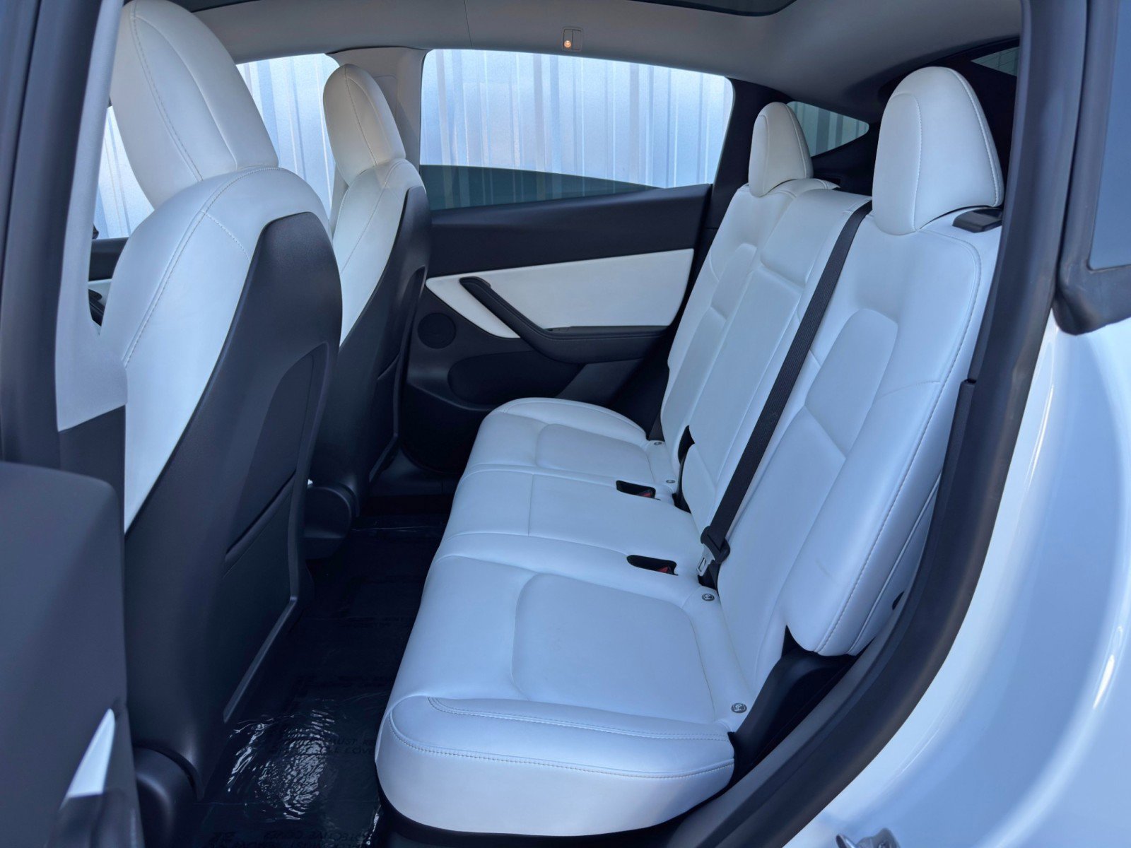 Used 2021 Tesla Model Y Long Range image 42