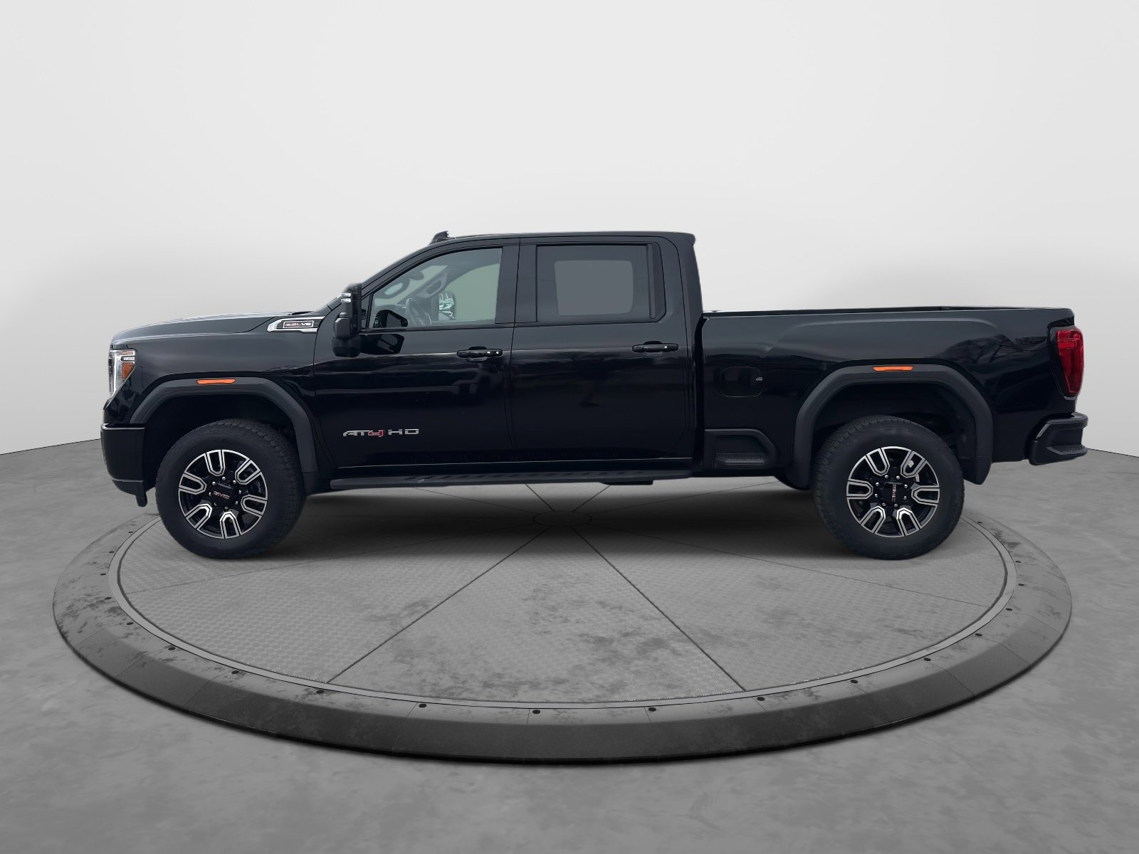 Certified 2021 GMC Sierra 2500 AT4 w/ AT4 Premium Plus Package image 5