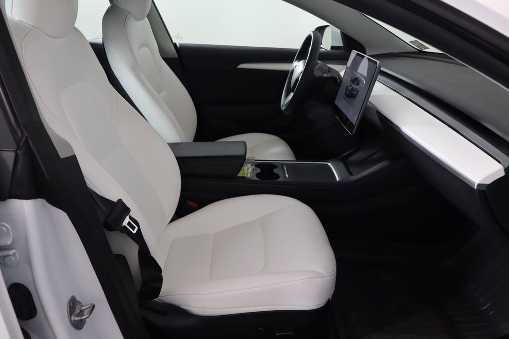 Used 2022 Tesla Model 3 Long Range AWD/4WD image 16