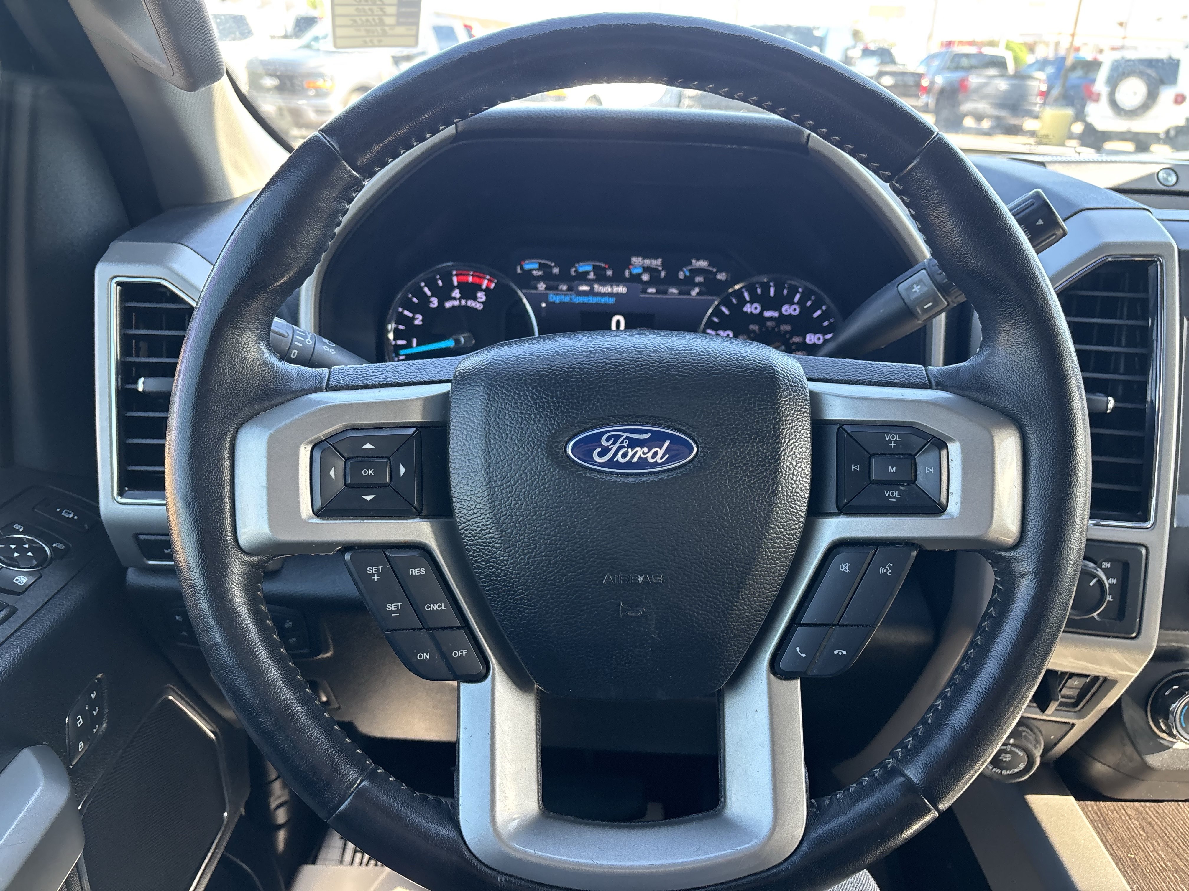 Certified 2021 Ford F250 Lariat w/ Lariat Ultimate Package AWD/4WD image 27