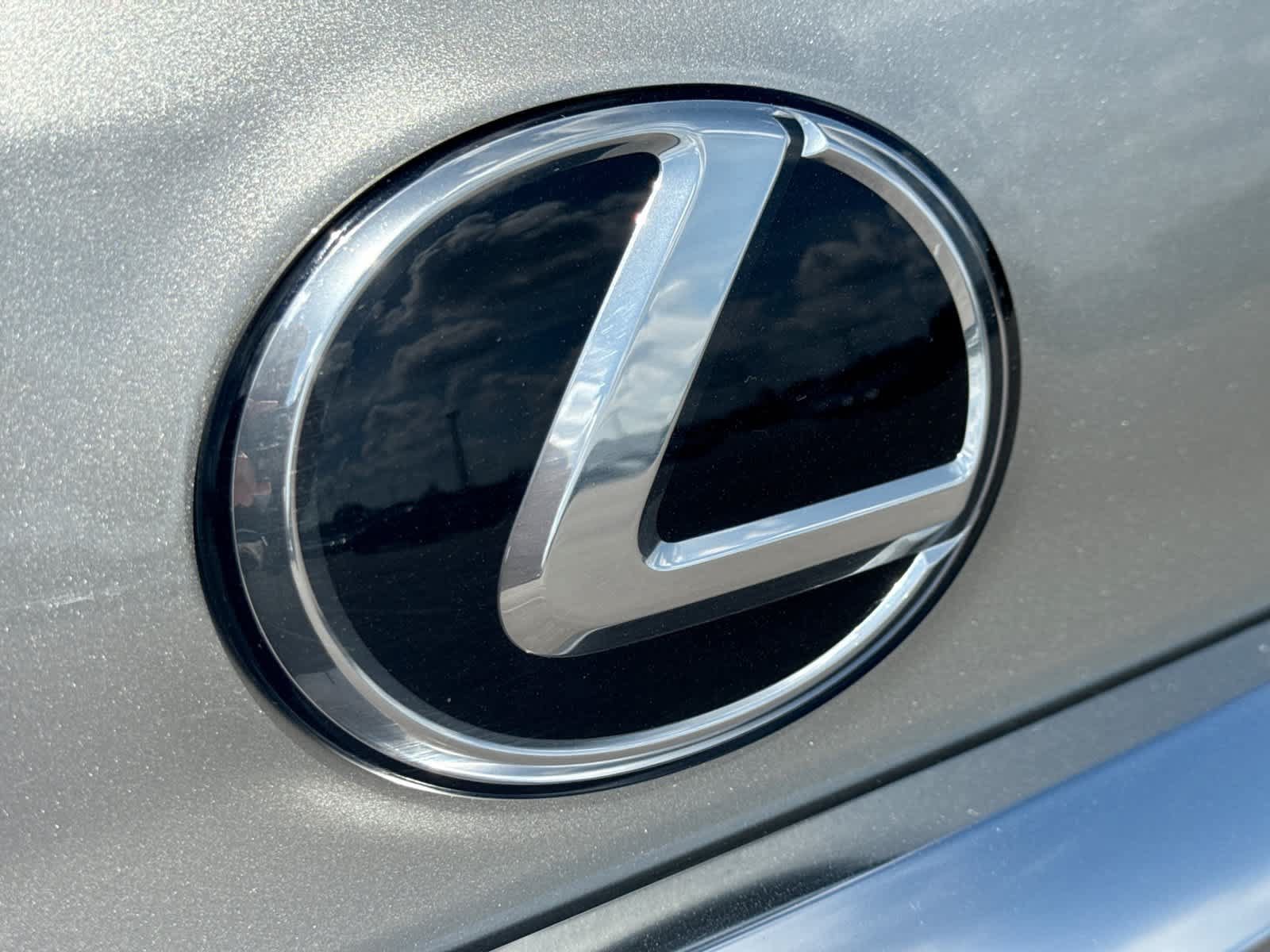 Used 2023 Lexus GX 460 Premium w/ Premium Package AWD/4WD image 18