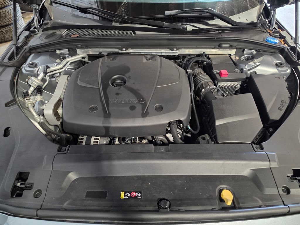 Used 2018 Volvo S90 T6 Inscription w/ Convenience Package AWD/4WD image 9