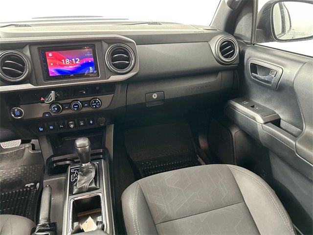 Used 2018 Toyota Tacoma TRD Sport image 23