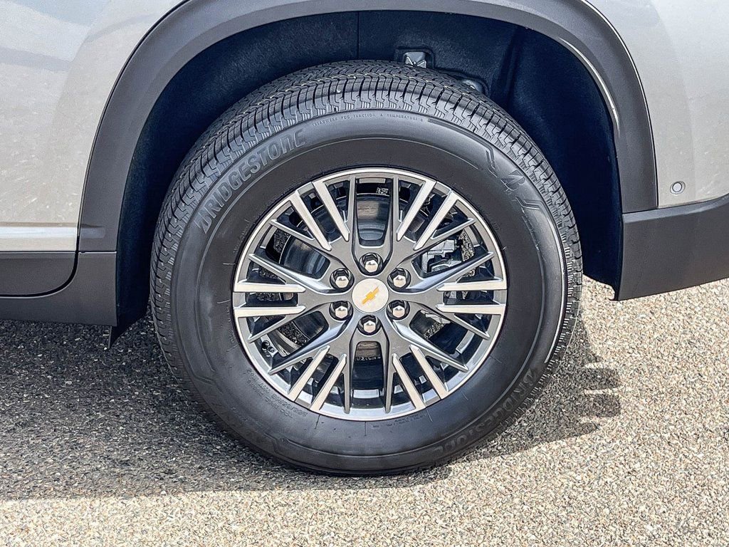 New 2026 Chevrolet Traverse LT w/ Enhanced Driving Package image 10